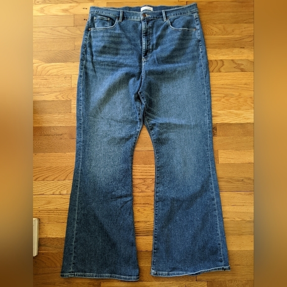 LOFT Denim - NWT LOFT Slim Fit Flare Jeans